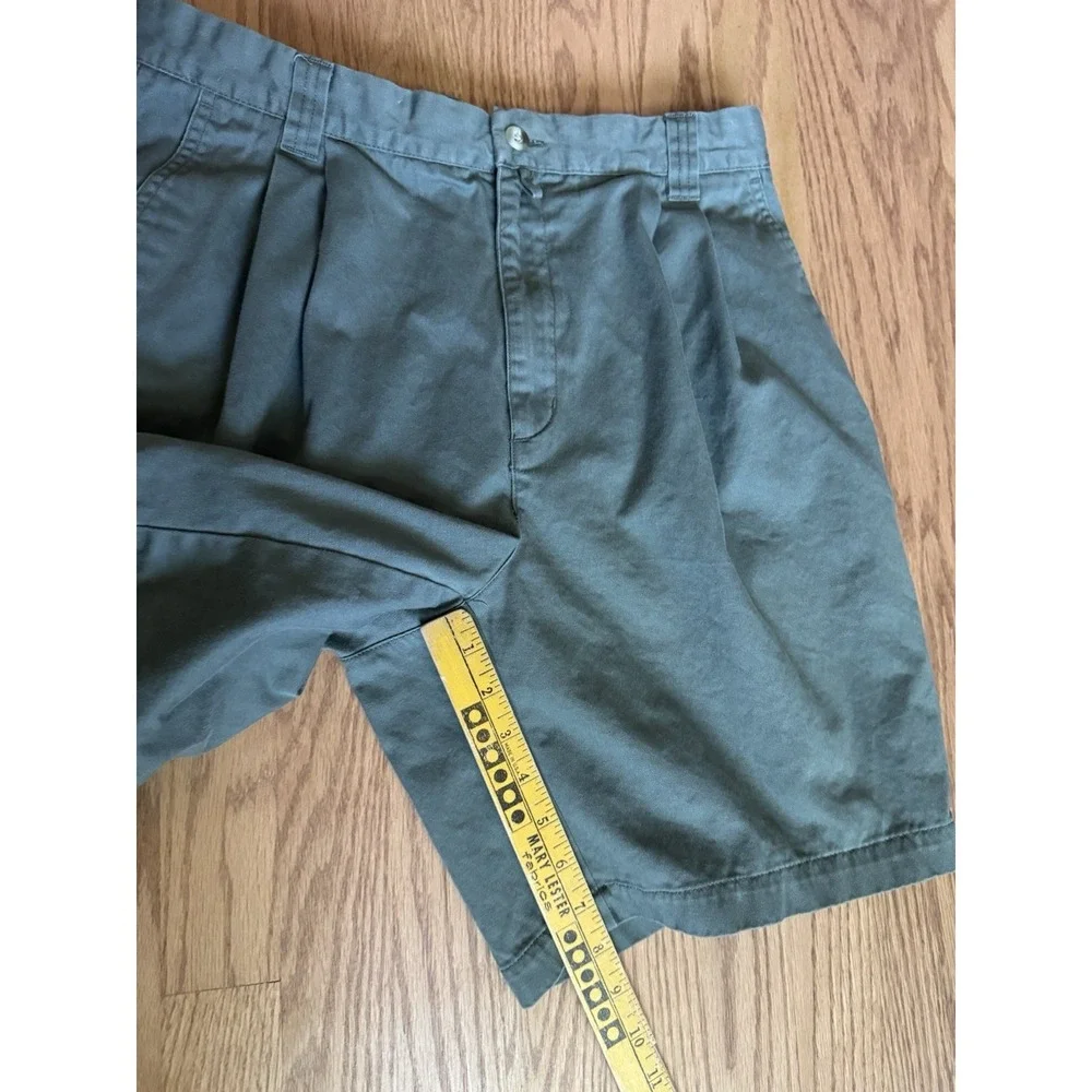 Vintage 90s Columbia Sportswear Mens Pleated Cotton Shorts Green Utility W33